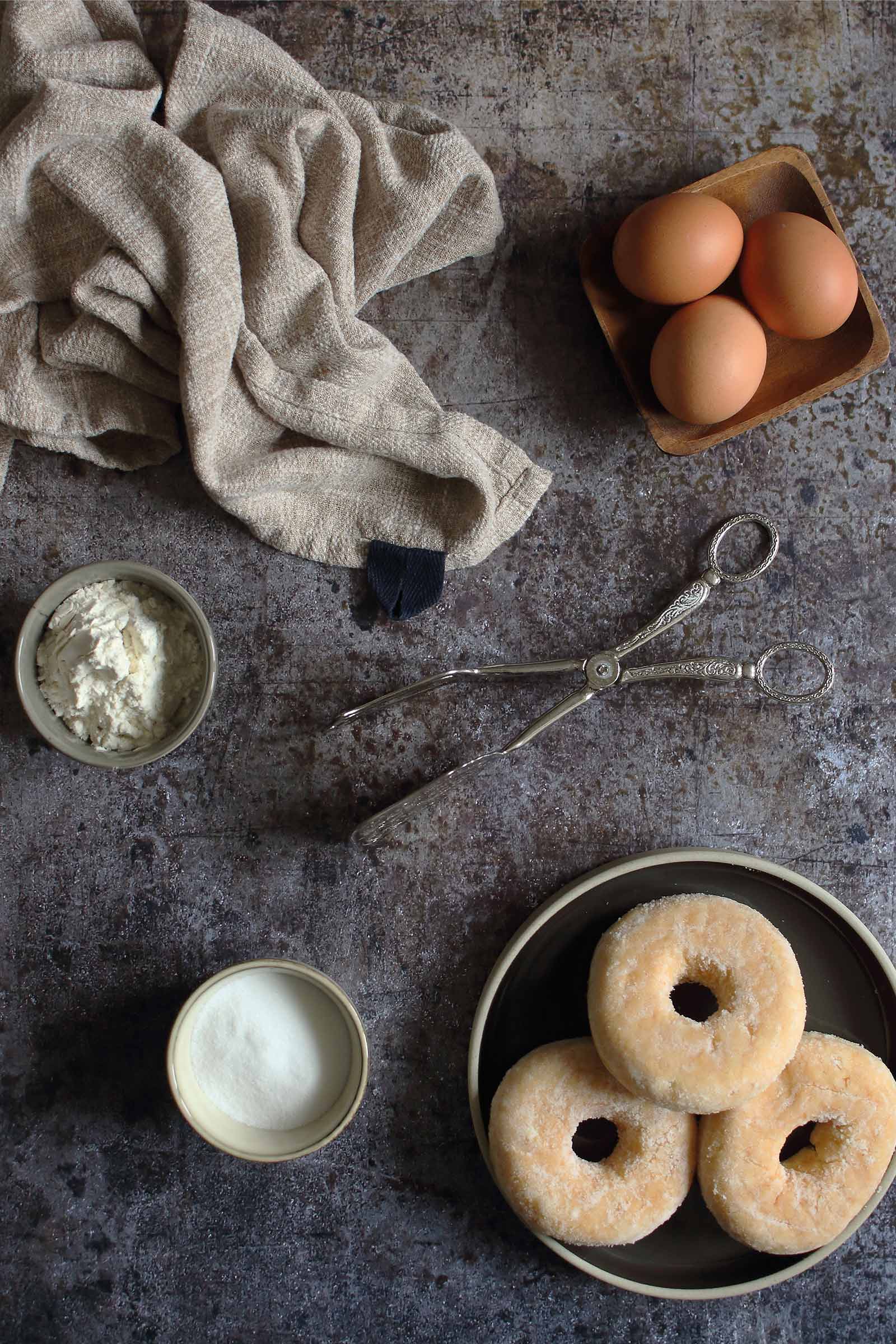 Metal baking sheet