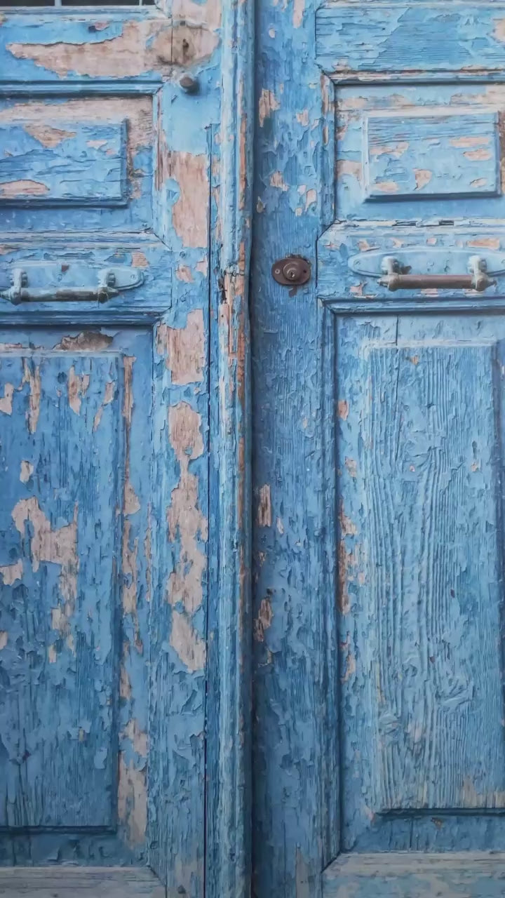 fond photo effet porte bleue ancienne napolitan - photoback.fr